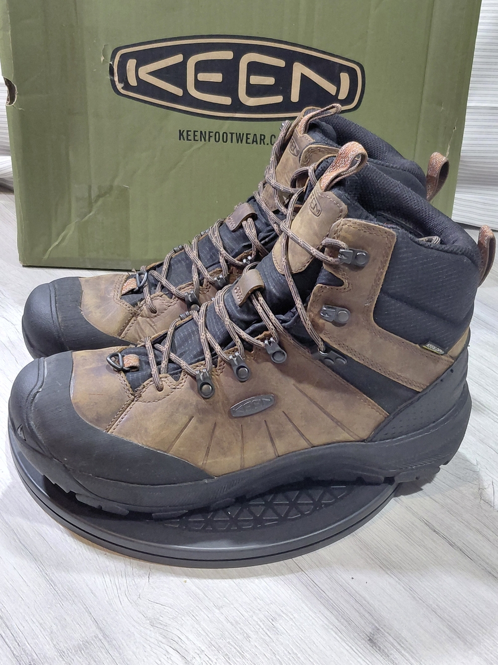 NEW KEEN Men's Revel IV Mid Polar Boots Brown Waterproof Insulated SIZE 10.5